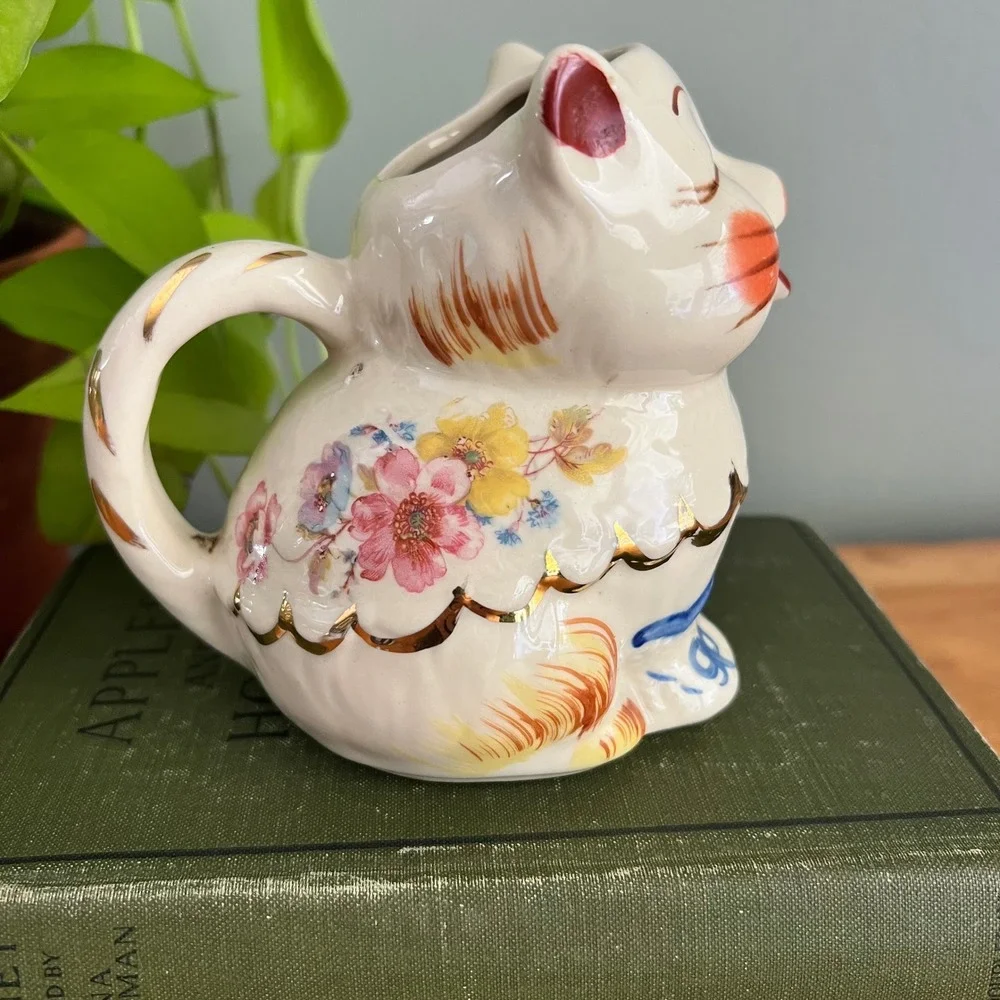 Vintage Shawnee Pottery Puss In Boots Creamer Floral Gold Gilt 1940s 1950s USA